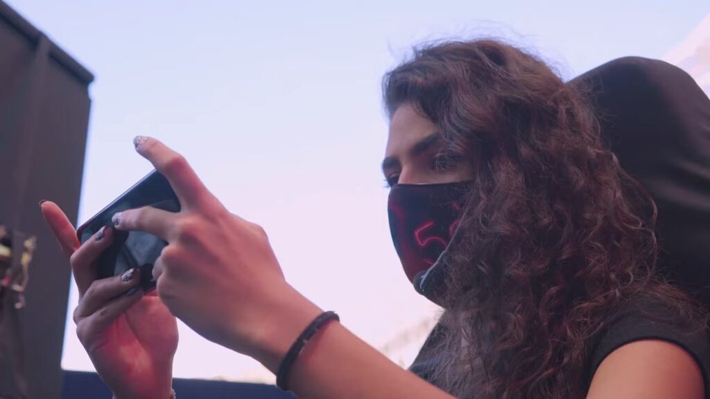 Celulares gamers com 5g: jogos com menos latência garantem mais vitórias Celulares gamers com 5g: jogos com menos latência garantem mais vitórias. A gente ouve falar do 5g o tempo todo, mas como ele impacta a nossa vida? Os benefícios são em todas as áreas e para todas as pessoas, incluindo os jogadores de celular.