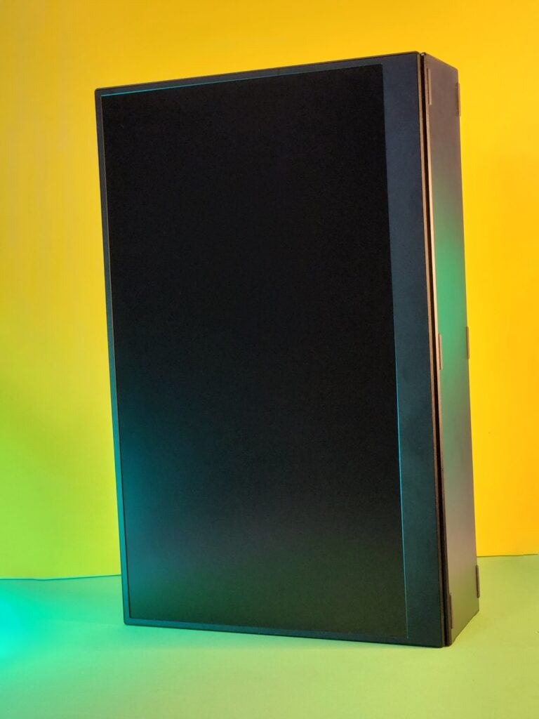 Review: monitor portátil gamer de 144hz da uperfect Review: monitor portátil gamer de 144hz da uperfect. Monitores portáteis não são uma novidade, mas você já conheceu algum que é voltado pro público gamer? Então vem conhecer o monitor portátil gamer da uperfect