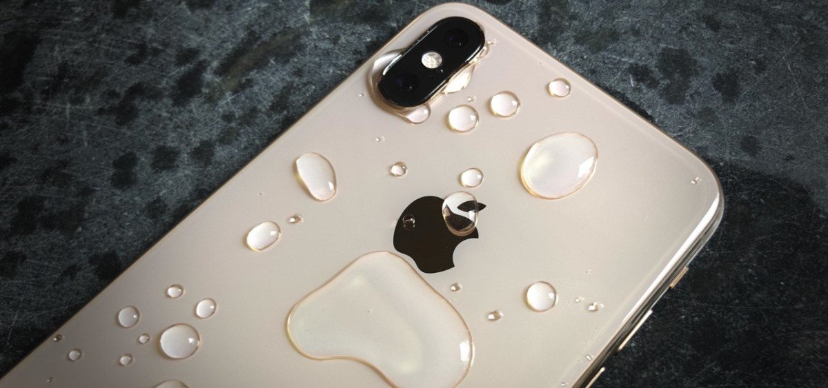 iPhone molhou e agora? Veja o que fazer e o que não fazer