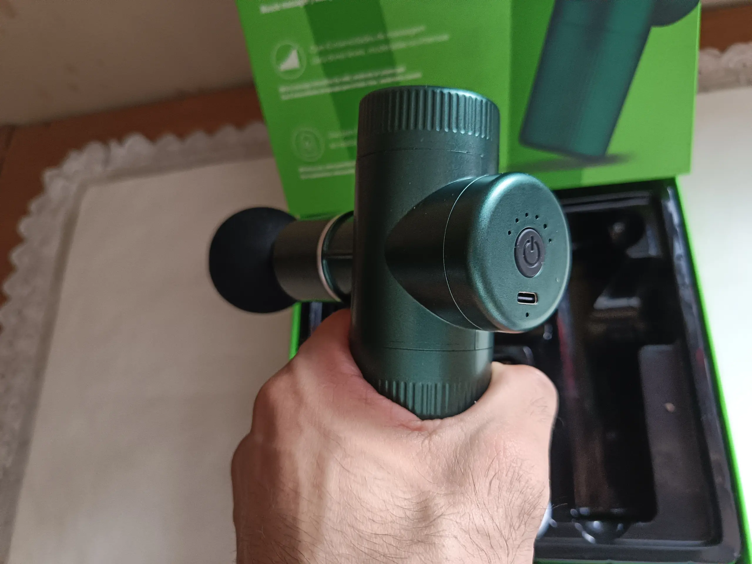 REVIEW: massagedor Multi Compact Gun relaxa seus músculos por menos de ...